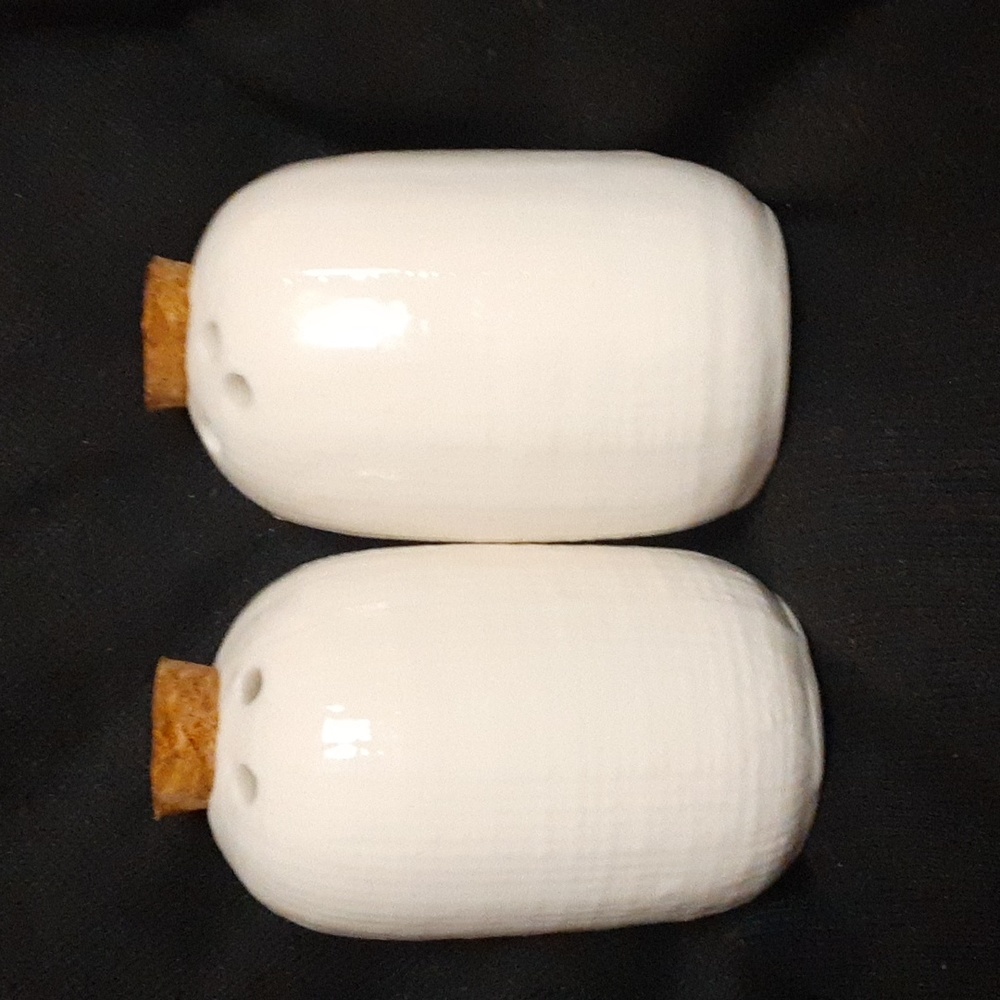 Embossed Ceramic Salt & Pepper Shakers With Cork Stoppers, Set Of 2
